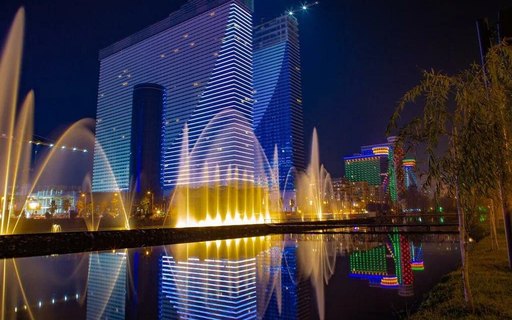 Dancing Fountains — show vody a svetla